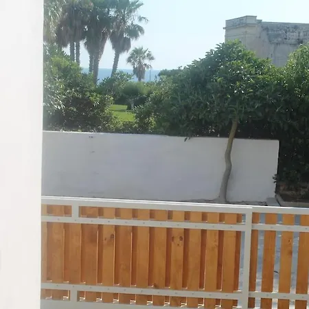 Casetta Girasole A Due Passi Dal Mare Capilungo